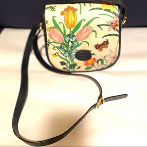 RARE Vintage 1980s Gucci navy floral shoulder bag